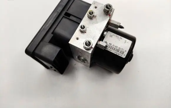 Suzuki Swift II ABS Pump 06210221714
