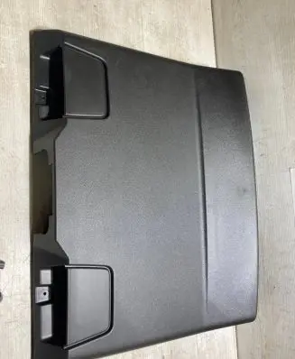 Dacia Sandero III Tailgate trim 909005257R