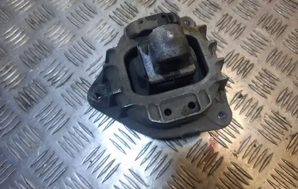 BMW 7 F01 F02 F03 F04 Engine mount bracket 6777374 22116777374