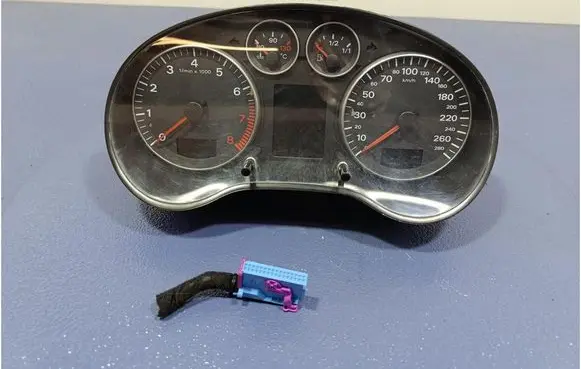 Audi A3 S3 A3 Sportback 8P Speedometer (instrument cluster) 8P0920930T
