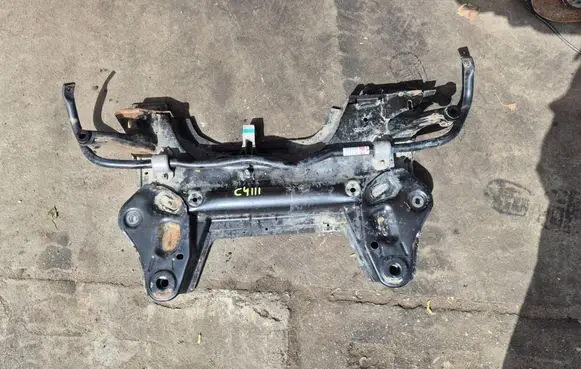 Citroen C4 III e-C4 Front subframe 9841458080