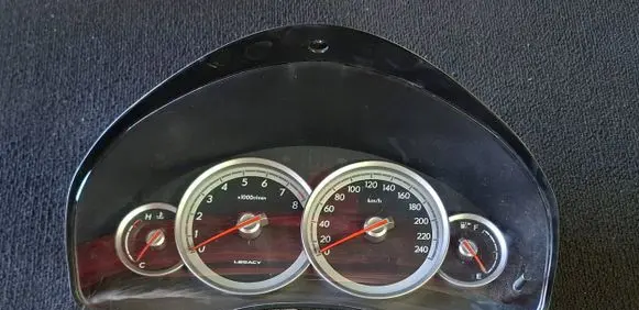 Subaru Legacy Speedometer (instrument cluster) 0704521018192 NS1400L 0286009