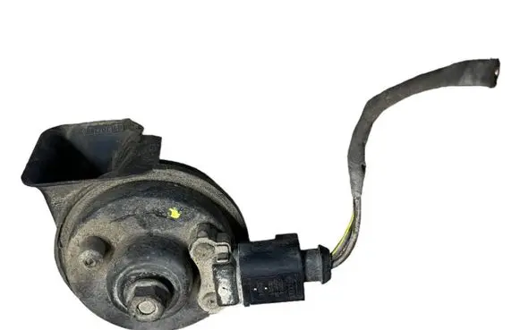 Volkswagen Transporter - Caravelle T5 Horn signal 3881157