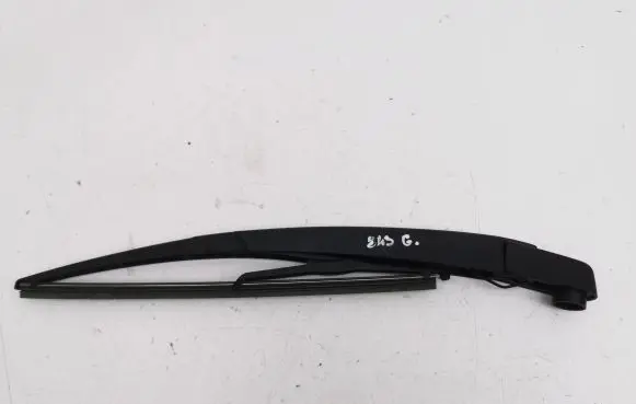 Nissan Juke II F16 Rear wiper blade arm