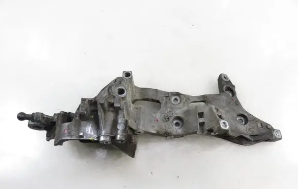 Volkswagen Golf VII Generator/alternator bracket 04L903143E 04L903143D