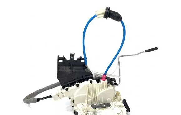 Mercedes-Benz CLA C117 X117 W117 Rear door lock A2040085999