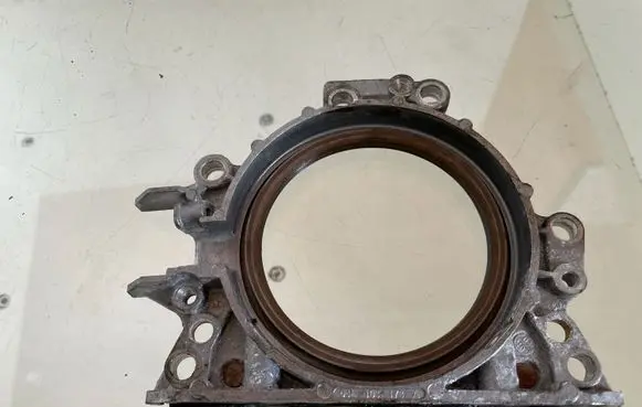 Audi Q2 - Other engine part 04L103173A