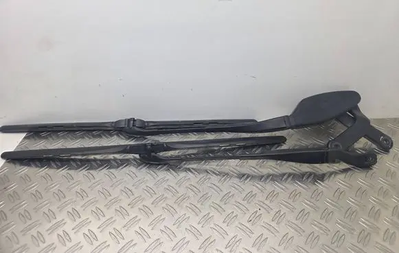 Mercedes-Benz E W211 Windshield/front glass wiper blade A2118201144