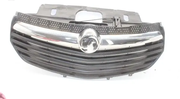 Opel Vivaro Front grill 214B37781R