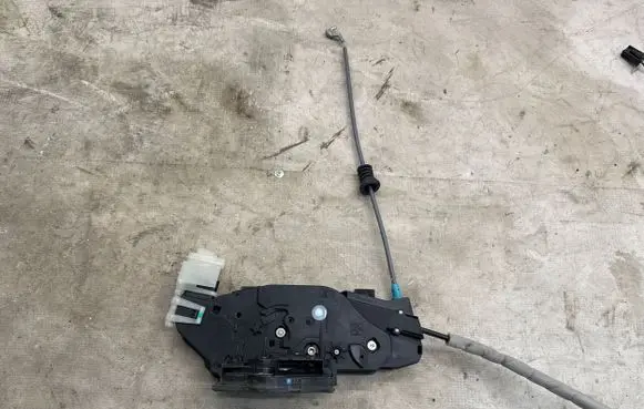 Mercedes-Benz A W177 Front door lock A0997201802 A1770032899 A046465