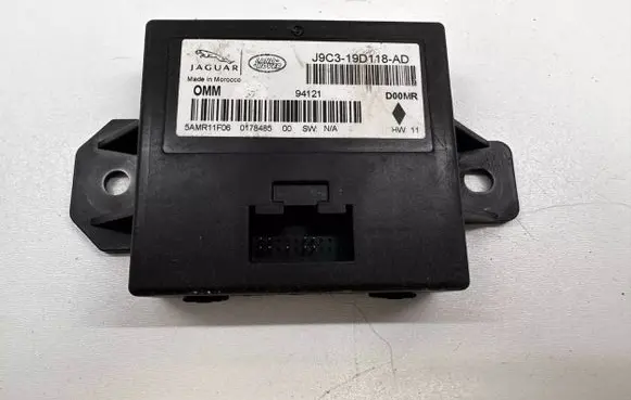 Land Rover Range Rover Evoque L551 Central body control module J9C319D118AD