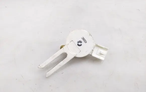 Opel Zafira C Brake pedal sensor switch 13583976