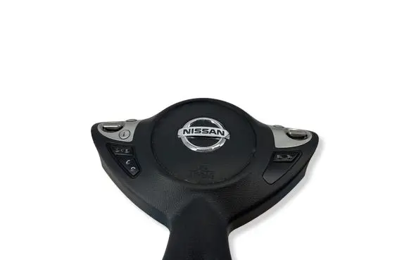 Nissan Juke I F15 Steering wheel airbag 34137659C
