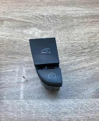 Audi A6 S6 C6 4F Glove box opening button 4F1927227