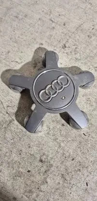 Audi A6 S6 C6 4F Original wheel cap 4F0601165N