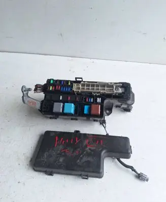 Toyota Hilux (AN10, AN20, AN30) Fuse
