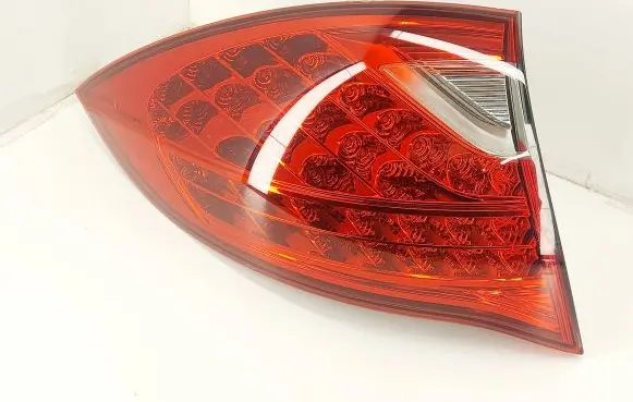 Porsche Cayenne (92A) Rear/tail lights 7P5945095F