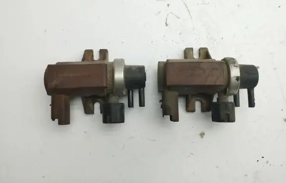 Ford Focus C-MAX Vacuum valve 9650098380