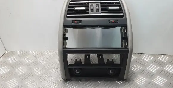 BMW 7 F01 F02 F03 F04 Rear air vent grill 9171271 9118249
