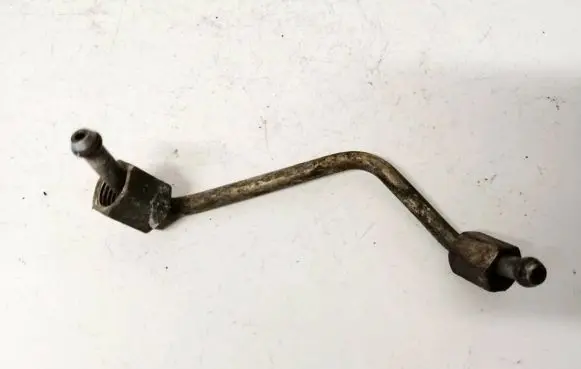 Hyundai Sonata Fuel line pipe