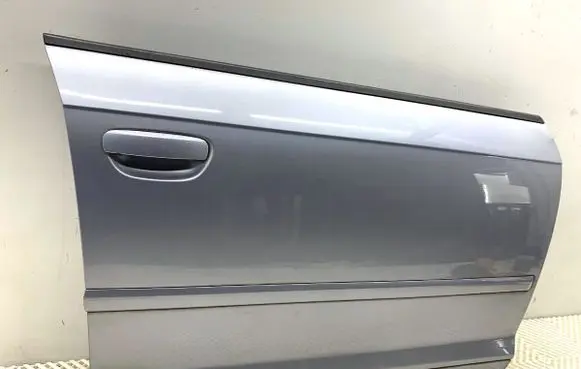 Audi A3 S3 8P Front door LY7H