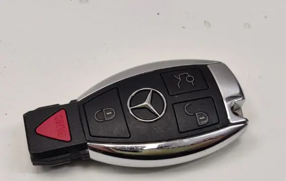 Mercedes-Benz GL X166 Ignition key/card 