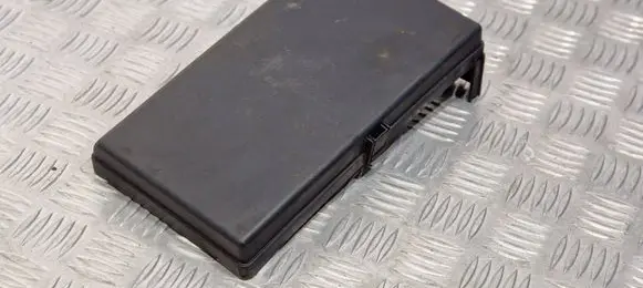 Mercedes-Benz Sprinter W901 W902 W903 W904 Fuse box cover 8266260310 140A