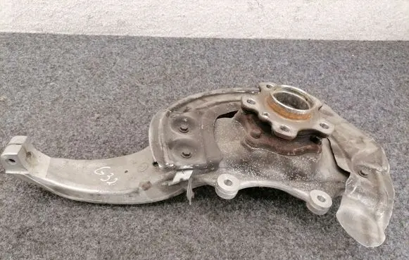 BMW 6 G32 Gran Turismo Front wheel hub spindle knuckle 6884378 31206884378 6866315