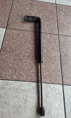 Suzuki Splash Tailgate/trunk strut/damper 8185051811