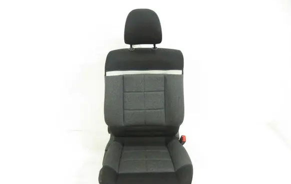 Citroen C4 Cactus Front passenger seat 