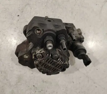 Renault Scenic II - Grand scenic II Fuel injection high pressure pump 8200108225 0445010075 H037472