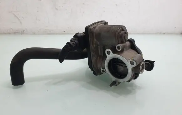 Dacia Sandero II Throttle valve 161204132R