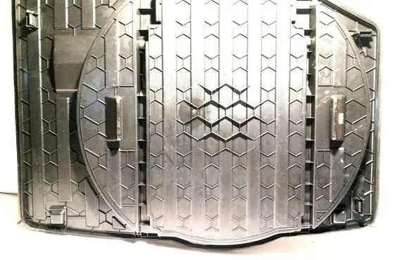Audi A6 S6 C7 4G Spare wheel section trim 4G9863547