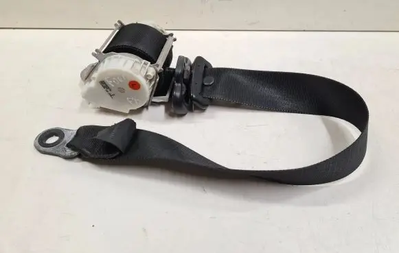 Ford Focus Front seatbelt 4M51A61295AK 33032387G