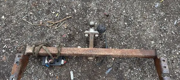 Volvo V70 Tow bar set 