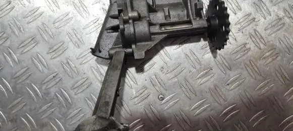 Renault Scenic II - Grand scenic II Oil pump 8200150195 7700600532