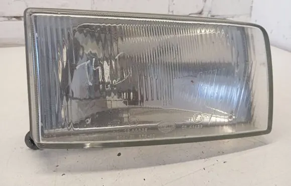 Volkswagen Transporter - Caravelle T4 Headlight/headlamp 0244438