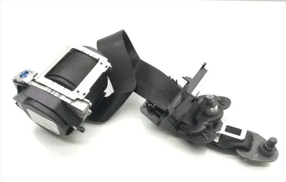 BMW 7 E65 E66 Front seatbelt 607596900 561148401 S2698269202E