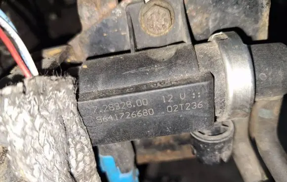Citroen C3 Turbo solenoid valve 9641726680 72832800