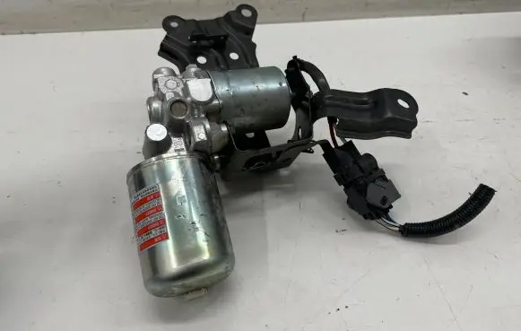 Toyota RAV 4 (XA50) ABS Pump 4707042040