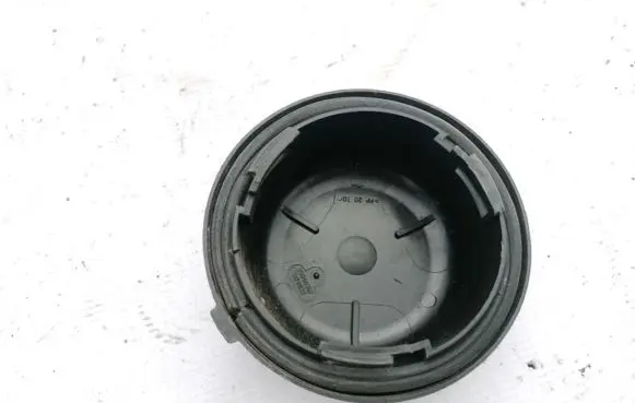 Volvo S80 Headlight/headlamp dust cover 89000387 9178538