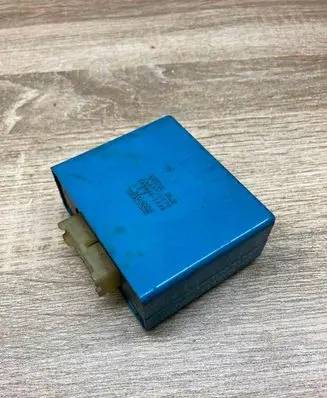 Mitsubishi Pajero Antenna control unit MB921337 1650002060