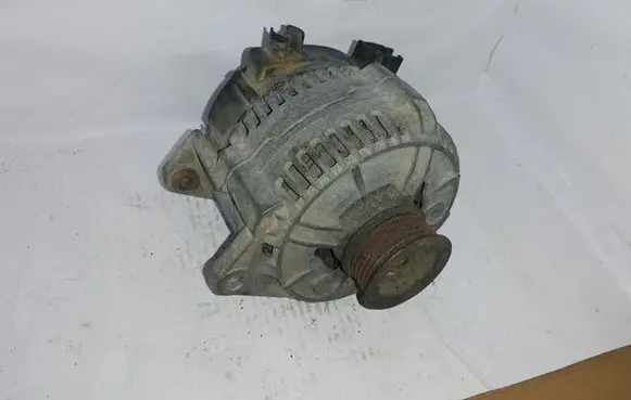 Ford Mondeo Mk III Generator/alternator 0123212001