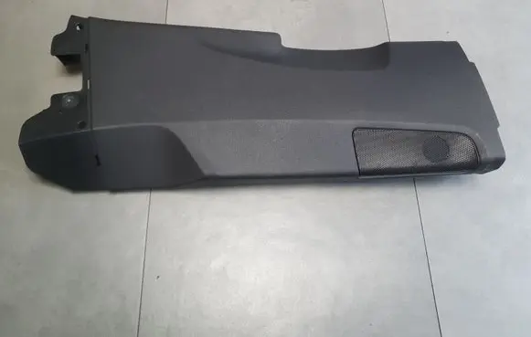 Audi Q8 (B) pillar trim (bottom) 4M8867240A