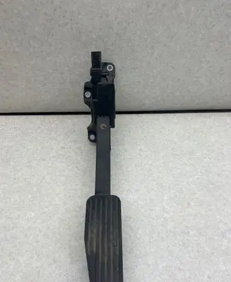 Volvo S60 Accelerator throttle pedal 30715175 6PV00954800 C95YE01