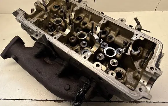 Audi A6 S6 C6 4F Engine head 0594AF
