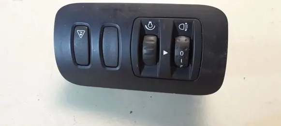 Renault Megane II Headlight level height control switch 88020001