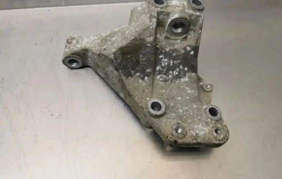 Fiat Ducato Engine mounting bracket 504090373