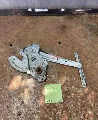 Nissan Almera Rear door manual window regulator 