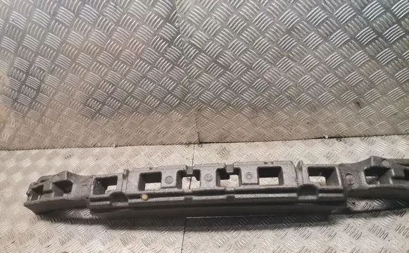 Front bumper foam support bar